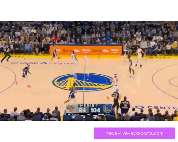 《库里篮球游戏：挑战极限投篮技巧，领略篮球巨星的辉煌瞬间》